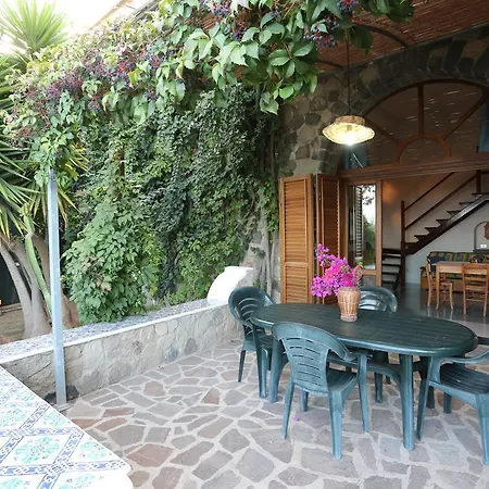 Apartment Eoliando Per Vacanze -